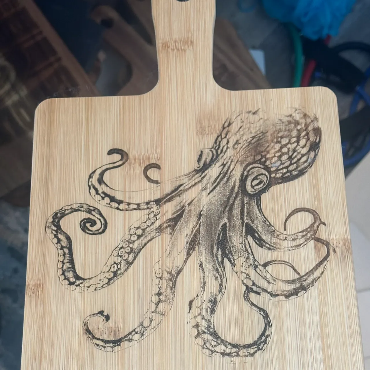 Bamboo Cutting Board with Cutout Handle test grid