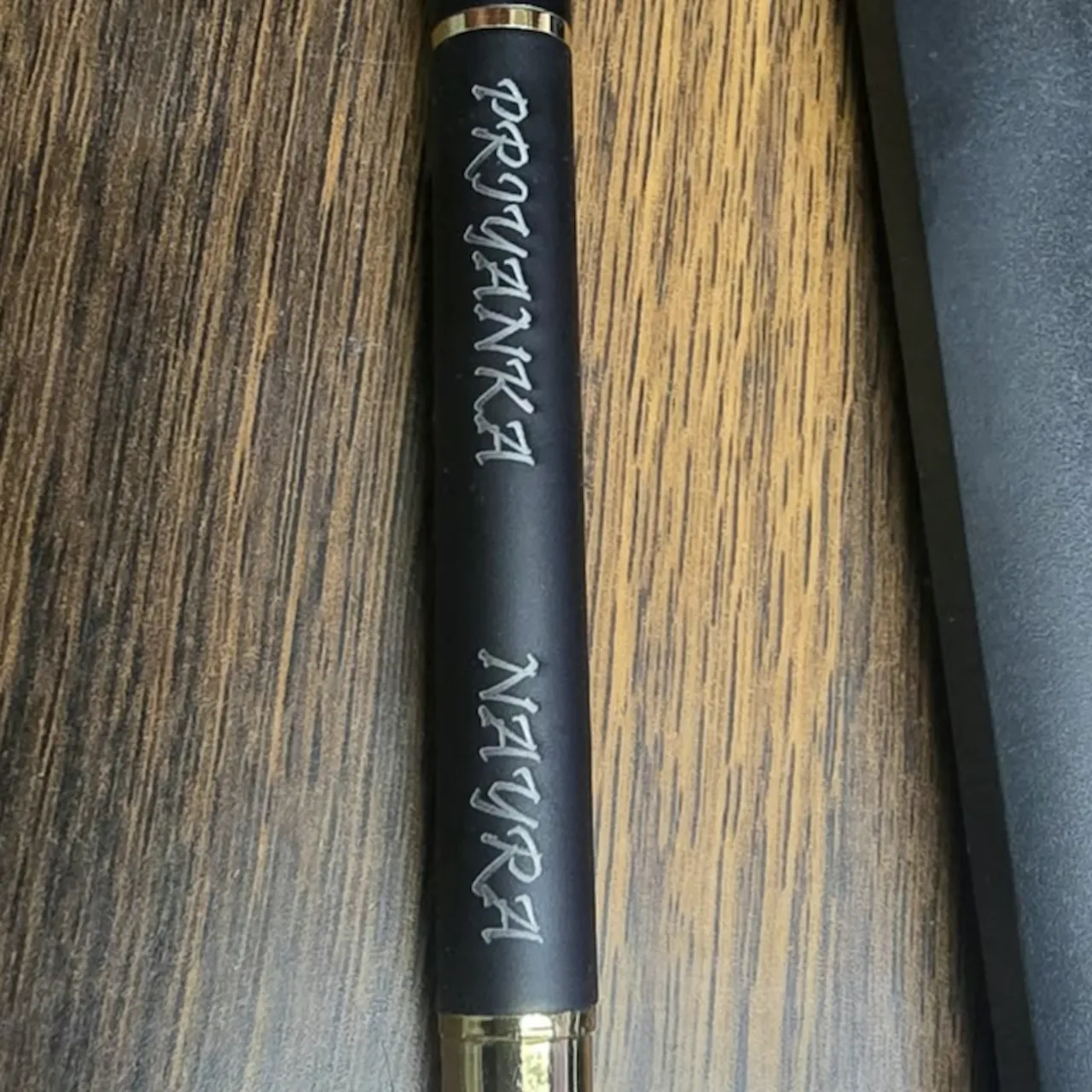 Black Ballpoint Pens with Stylus test grid