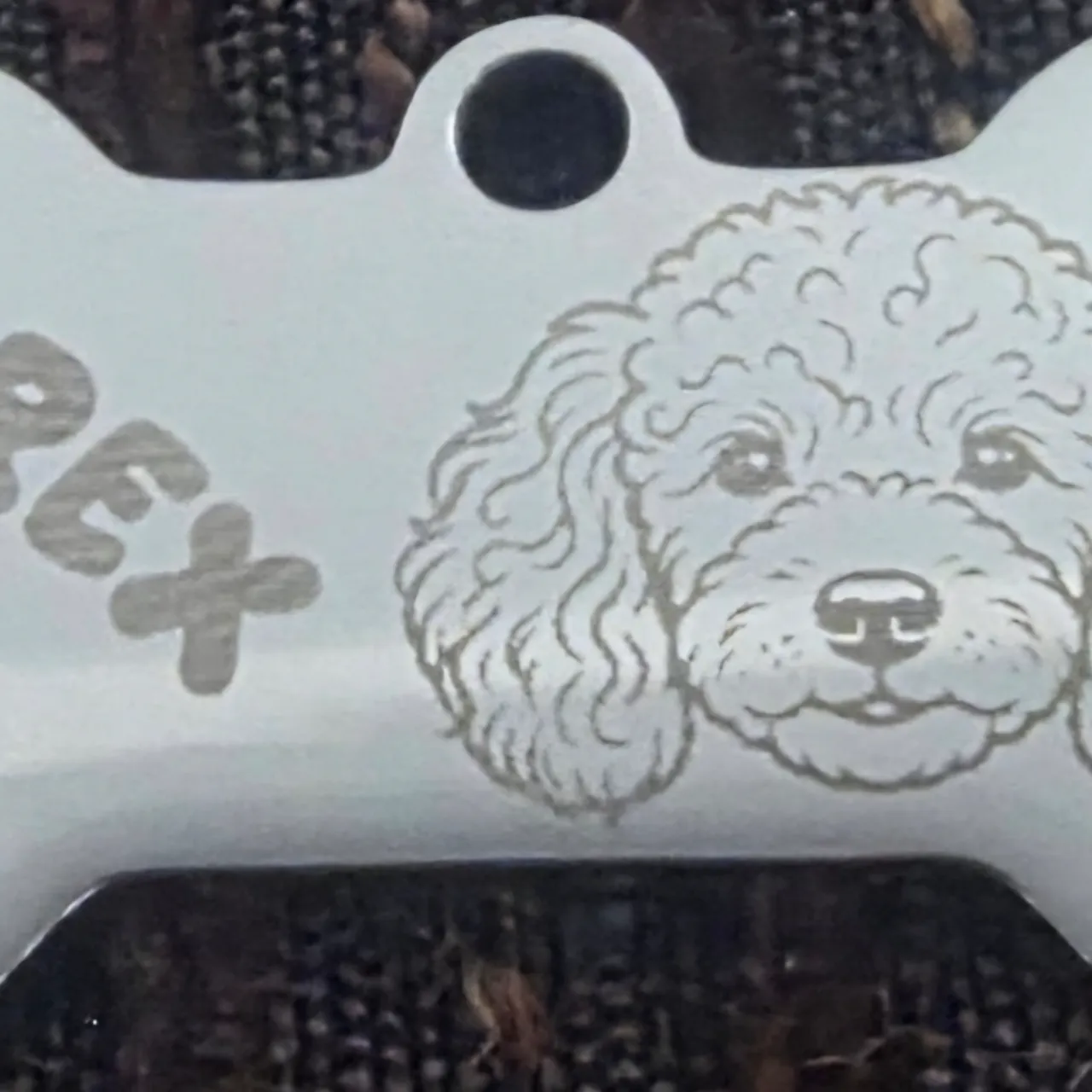 1.8mm Bone-shape Stainless Steel Dog Tag test grid