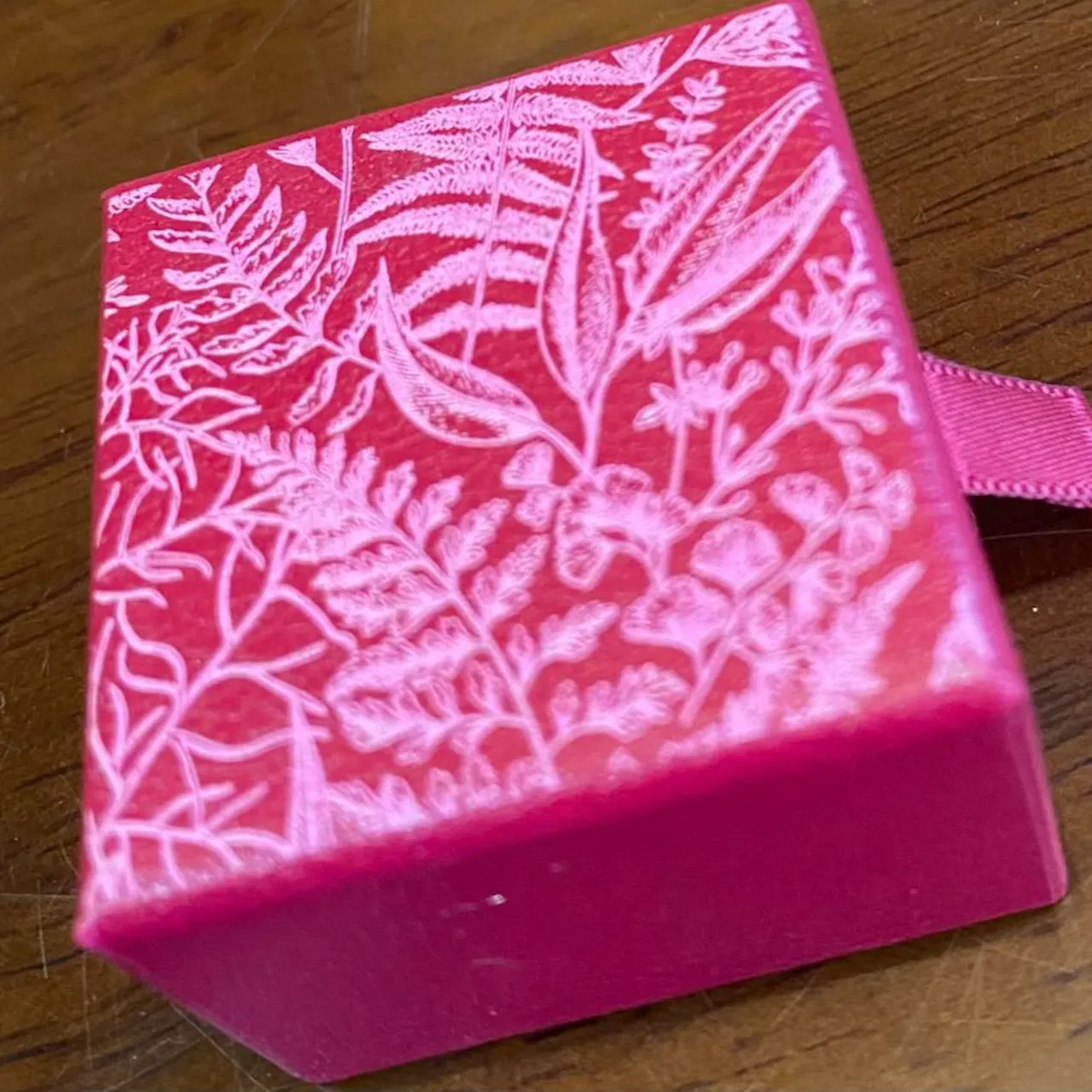 Kraft Gift Box test grid