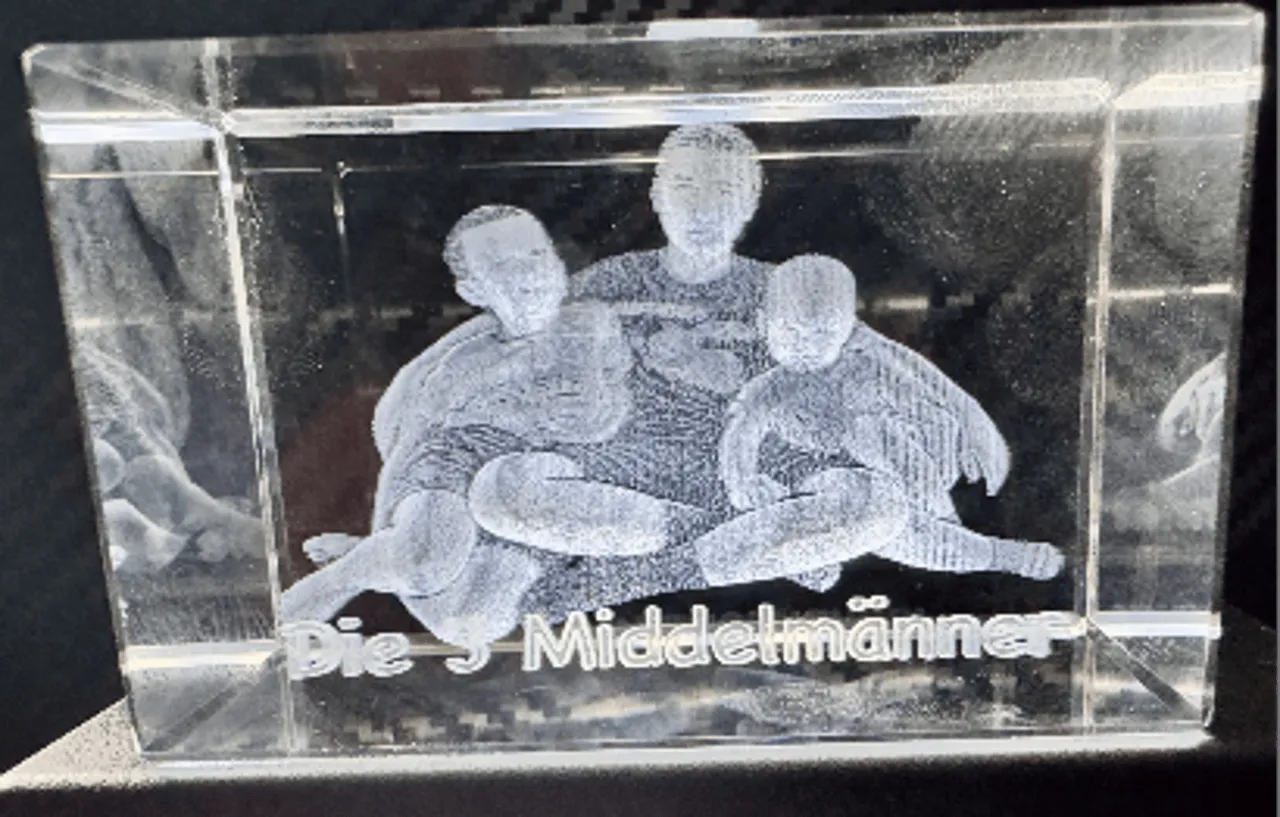 K9 Inner Carved Glass test grid