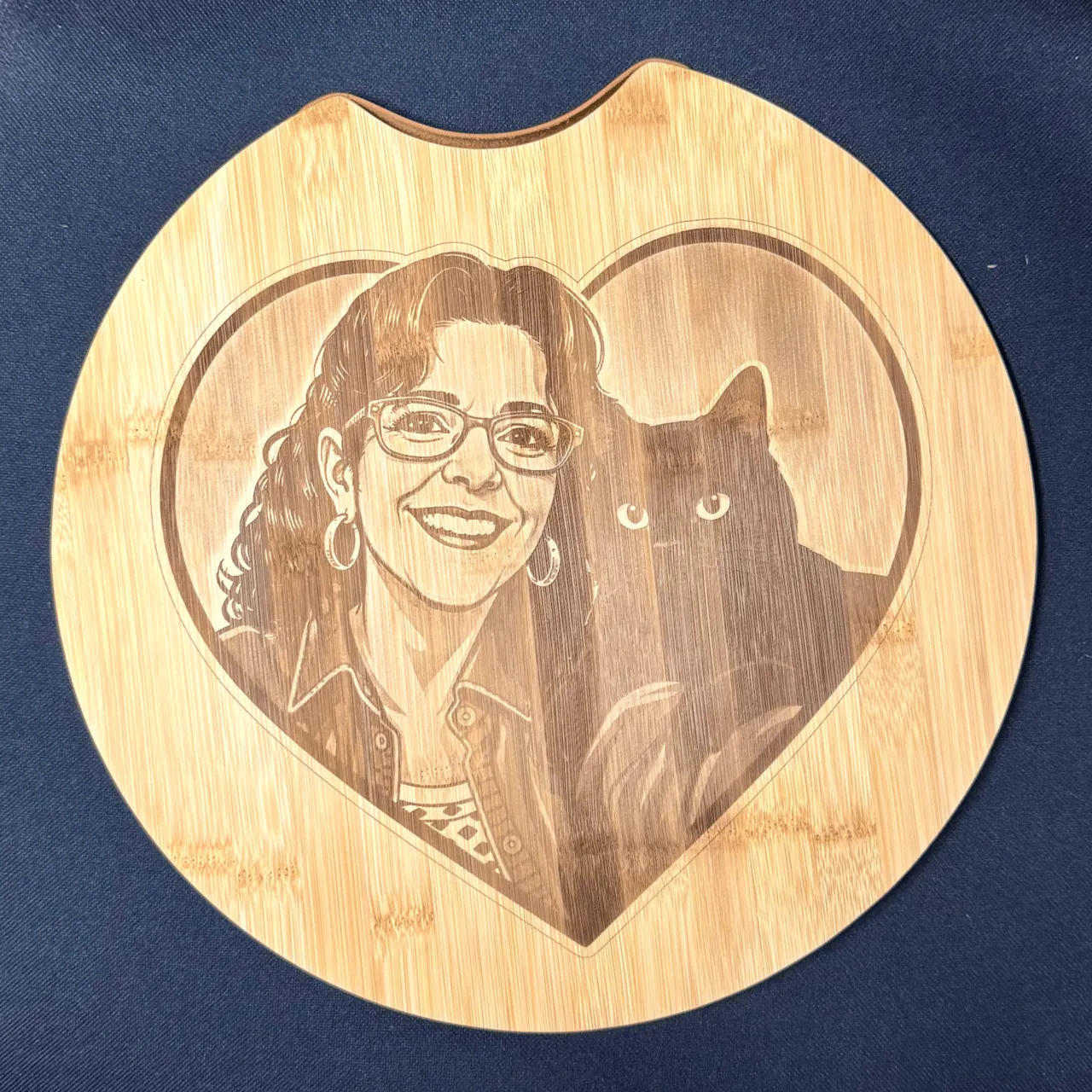 Bamboo Cutting Board with Cutout Handle test grid