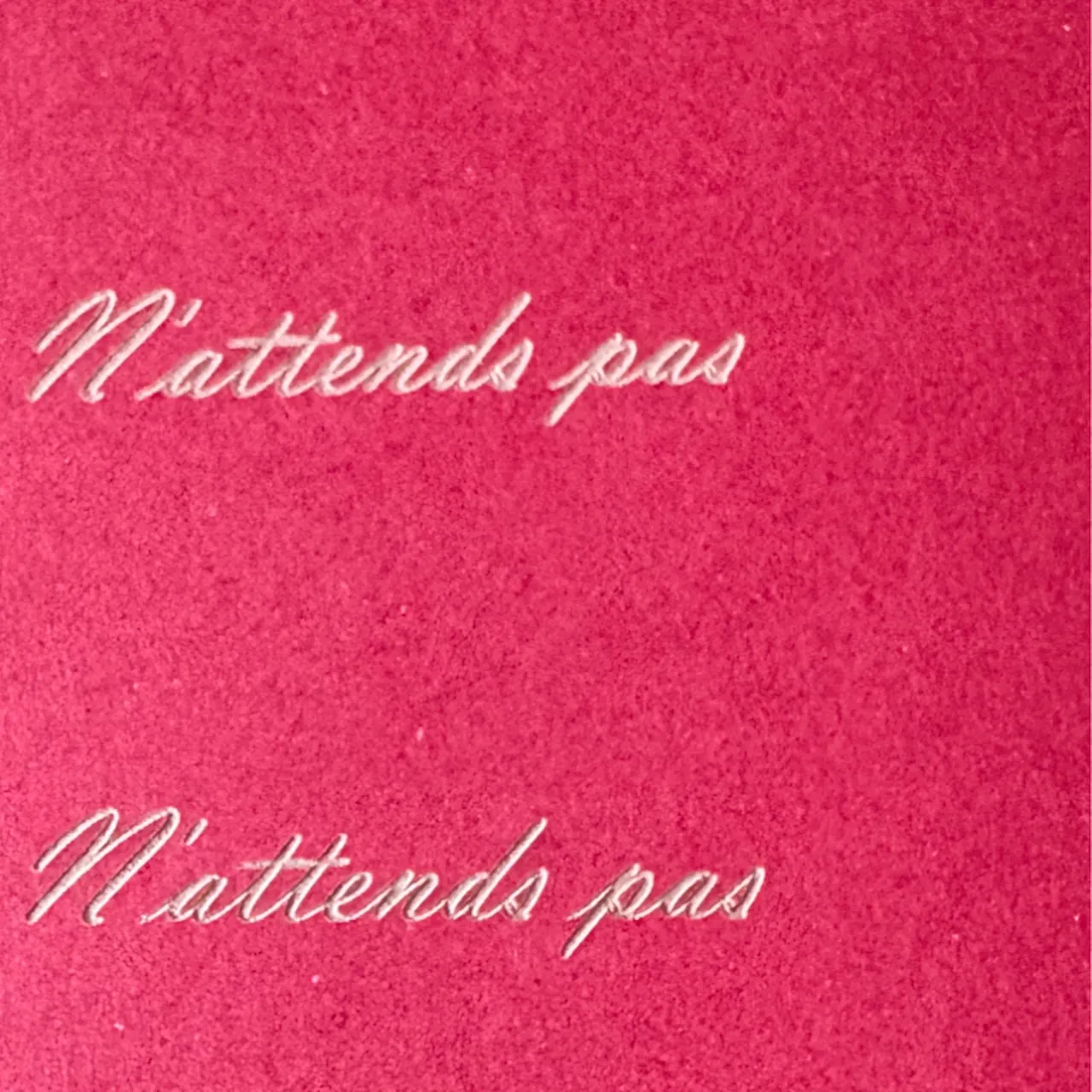 Red Shimmer Paper-7oz(250g) test grid