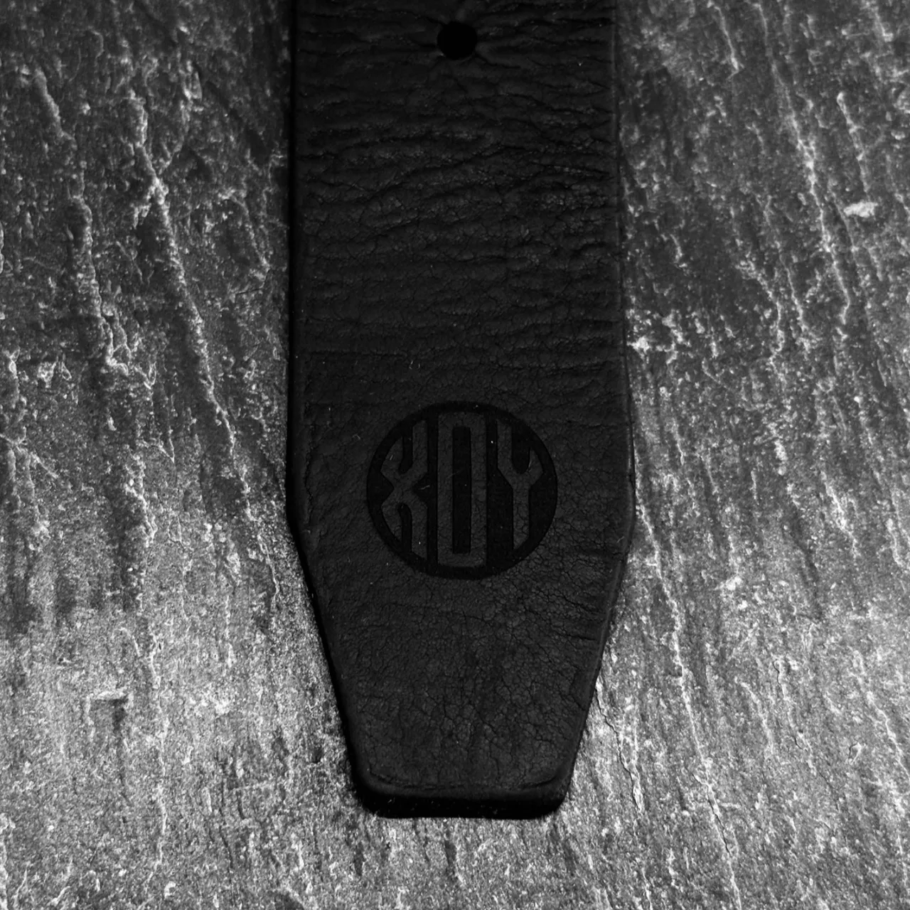Black Top Grain Cowhide Leather test grid