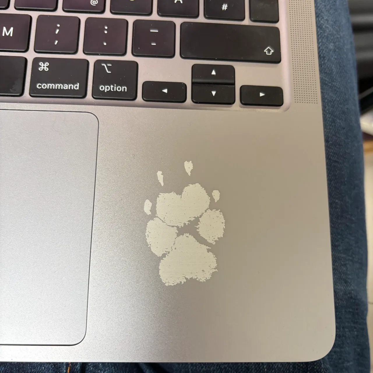MacBook / Surface / DELL Aluminium test grid
