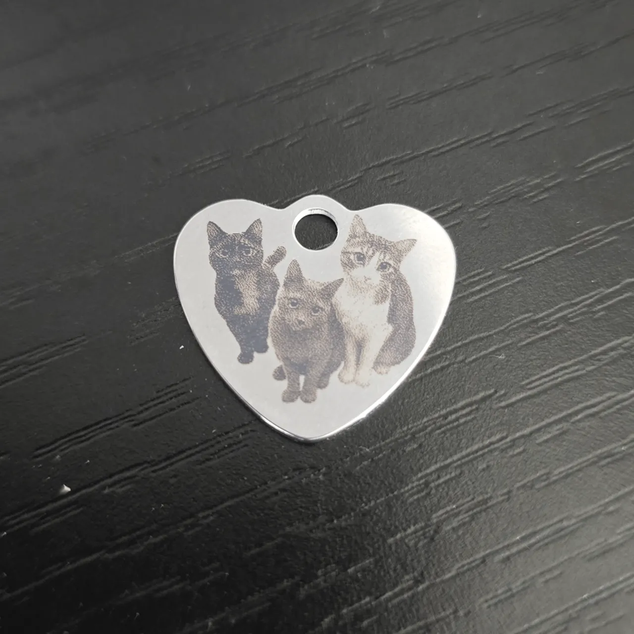 Stainless Steel Heart Keychain test grid
