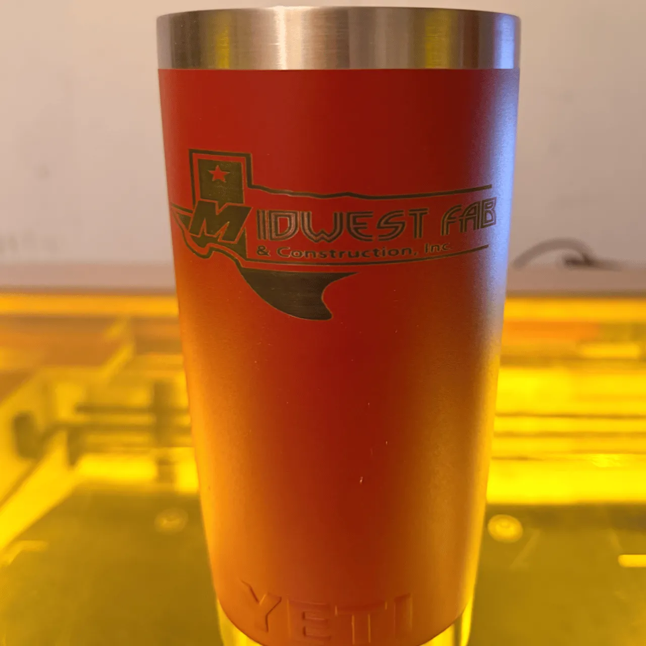 20oz(600ml) Harvest Red Coffee Tumbler for Laser Engraving test grid