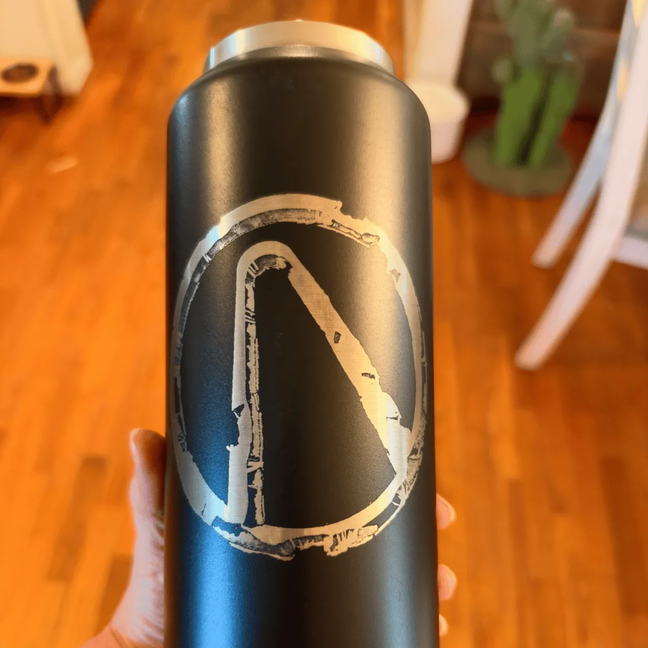 40oz(1183ml) Black to Silver Tumbler with Removable Handle test grid