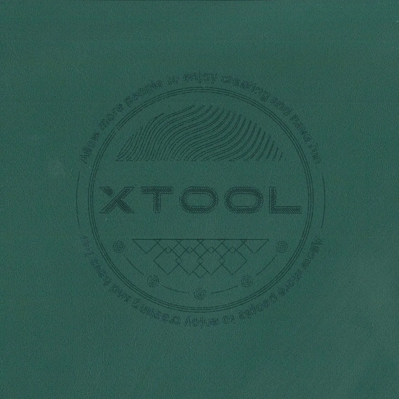 Green PU Leather Keychain for Apple Airtags Holder test grid