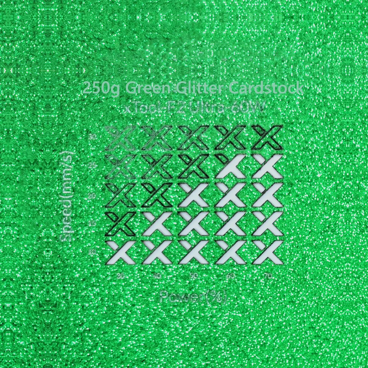 Green Glitter Cardstock-7oz(250g) test grid
