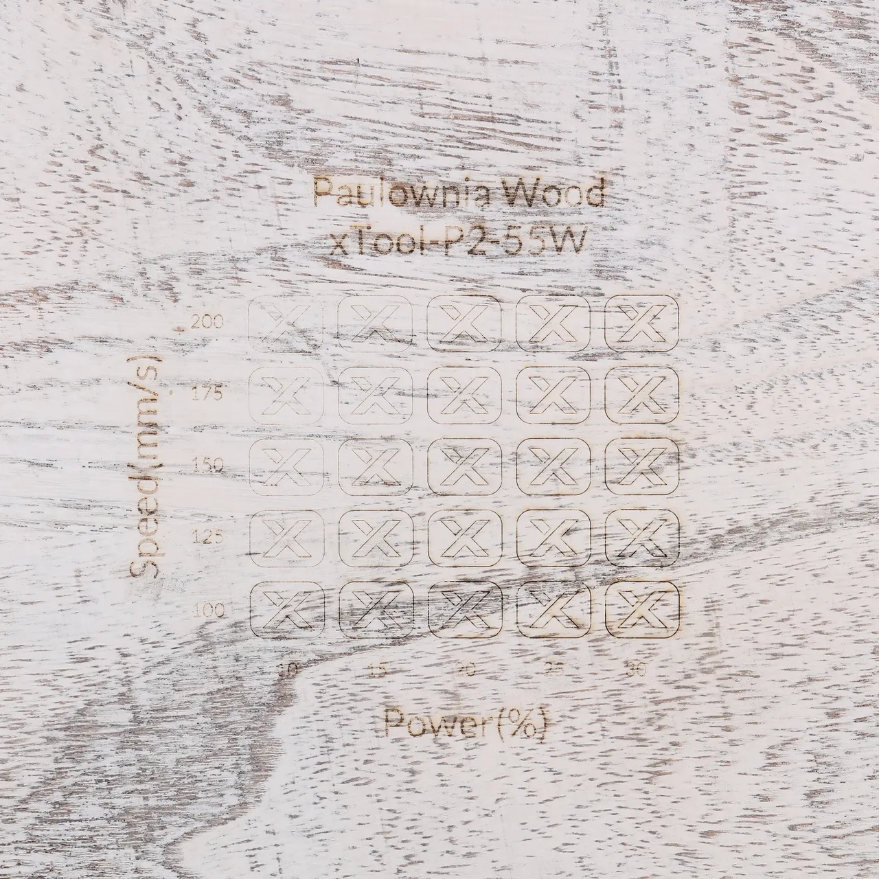 Distressed White Painted Paulownia Wood test grid